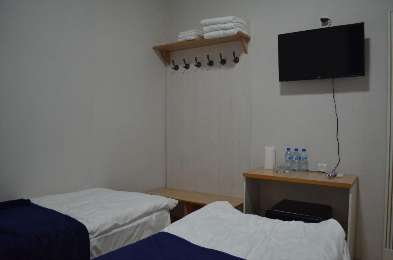 Hostel Danexan Apa Nukus Esterno foto